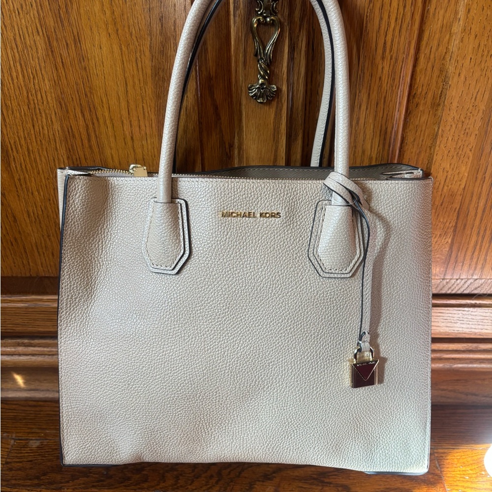 NWOT Michael Kors Tan Leather Satchel